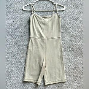 Aritzia Wilfred free divinity 5” romper